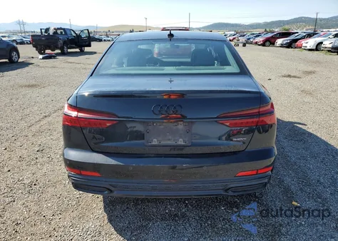 2022 Audi A6 Premium Plus z USA, uszkodzony, nr VIN WAUL2BF26NN049979